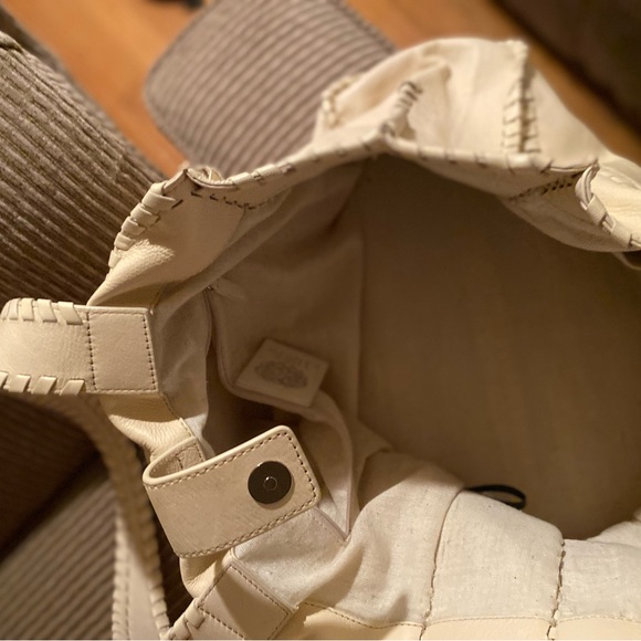 Vince Camuto tote bag - Picture 6 of 7